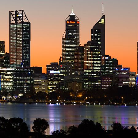 Metro Hotel Perth Buitenkant foto